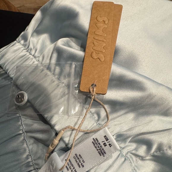 SKIMS Hotel Shine XS Pajama Bottom - Light Blue - Picture 2 of 4